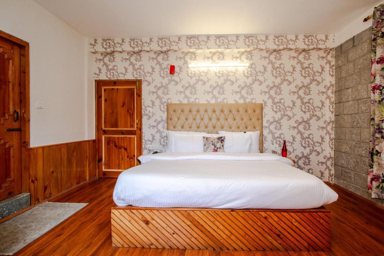 Tales N Trails Hotel Vashist Bagian luar foto