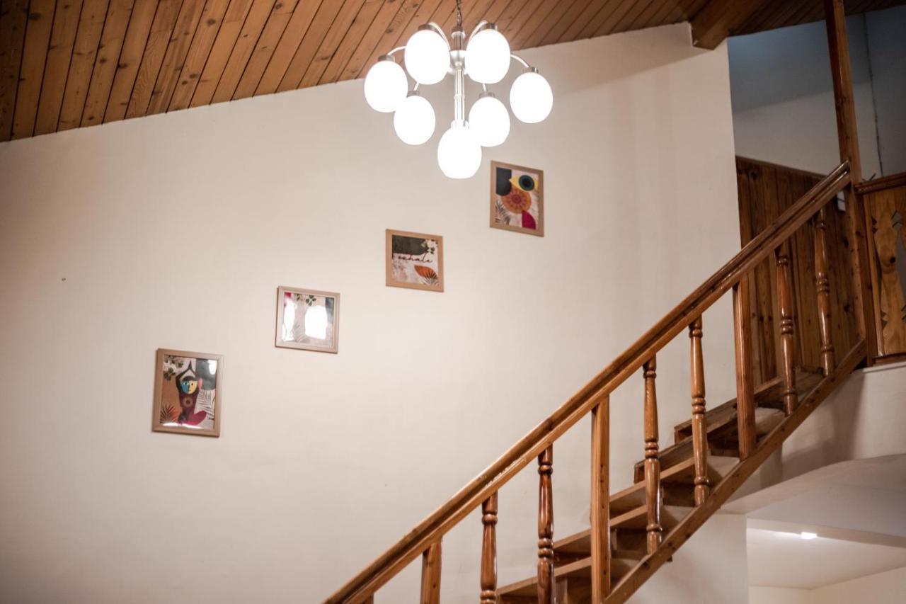 Tales N Trails Hotel Vashist Bagian luar foto
