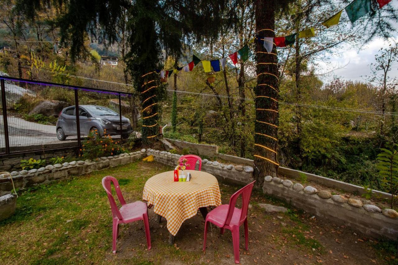 Tales N Trails Hotel Vashist Bagian luar foto